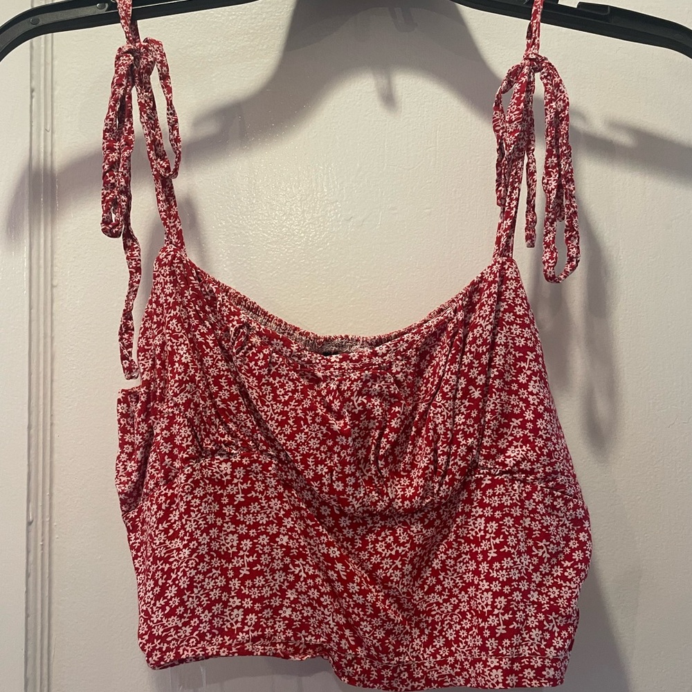 SHEIN cropped red floral camisole with tie straps. size M